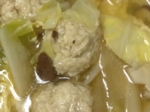 生姜でさっぱり鶏団子スープ